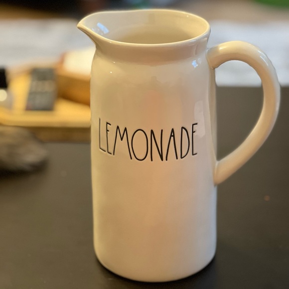 Rae Dunn Magenta Lemonade Pitcher, Artisan collection - Picture 1 of 3